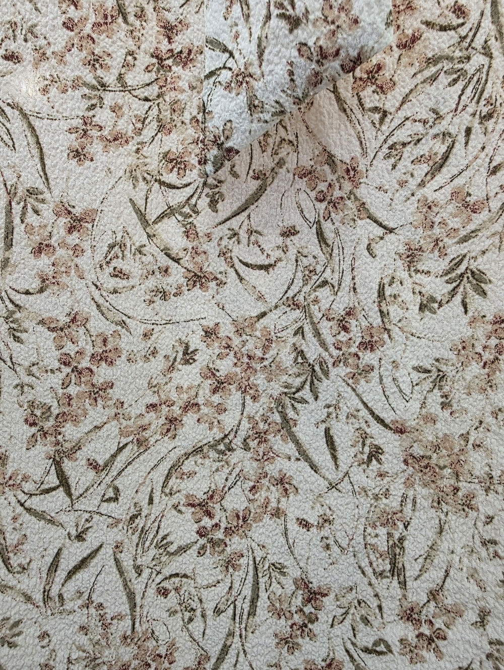 RW&CO Floral Tie Neck Blouse | Size Large | Romantic Boho Lightweight Top - Picture 8 of 16